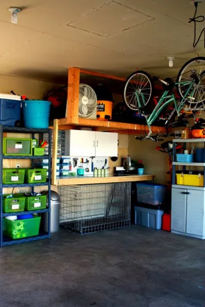 Så rengör och städar du enkelt garaget